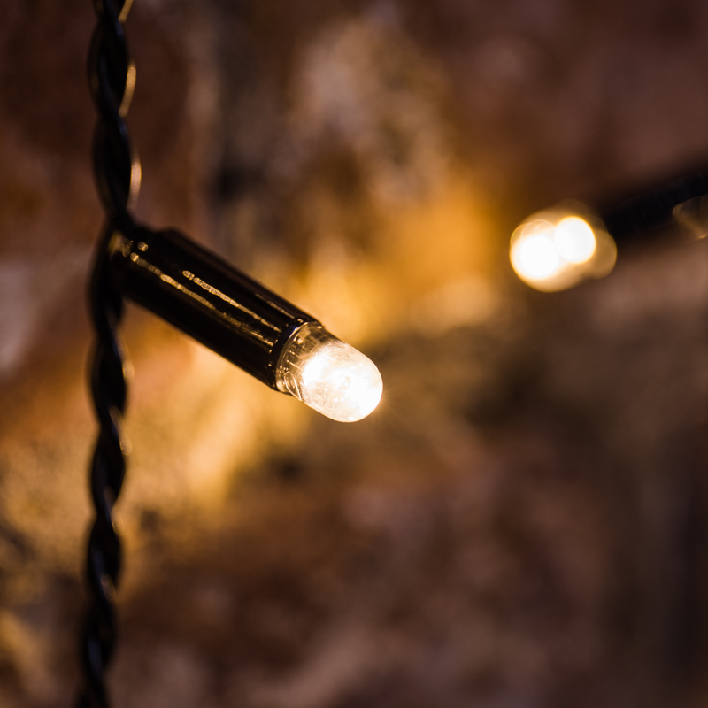 Гирлянда Светодиодный Дождь 2х3м, 600 LED ТЕПЛЫЙ БЕЛЫЙ, черный ПВХ, IP65, постоянное свечение, 230В соединяется NEON-NIGHT (нужен шнур питания 303-500) в Самаре