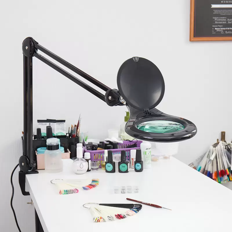 Лупа на струбцине круглая 5D с подсветкой 56 SMD LED, ø127мм, черная REXANT в Самаре